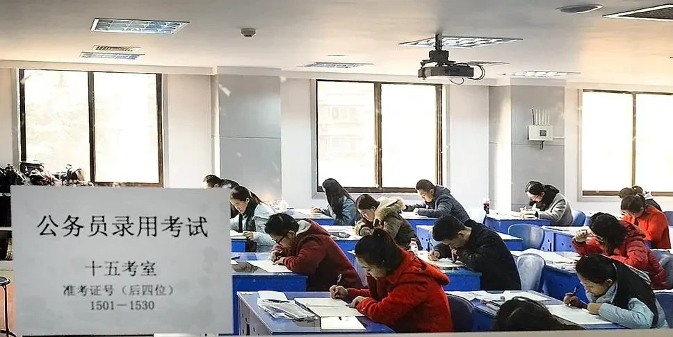 考場(chǎng)信號(hào)屏蔽儀對(duì)防止考場(chǎng)作弊真的有效果嗎?